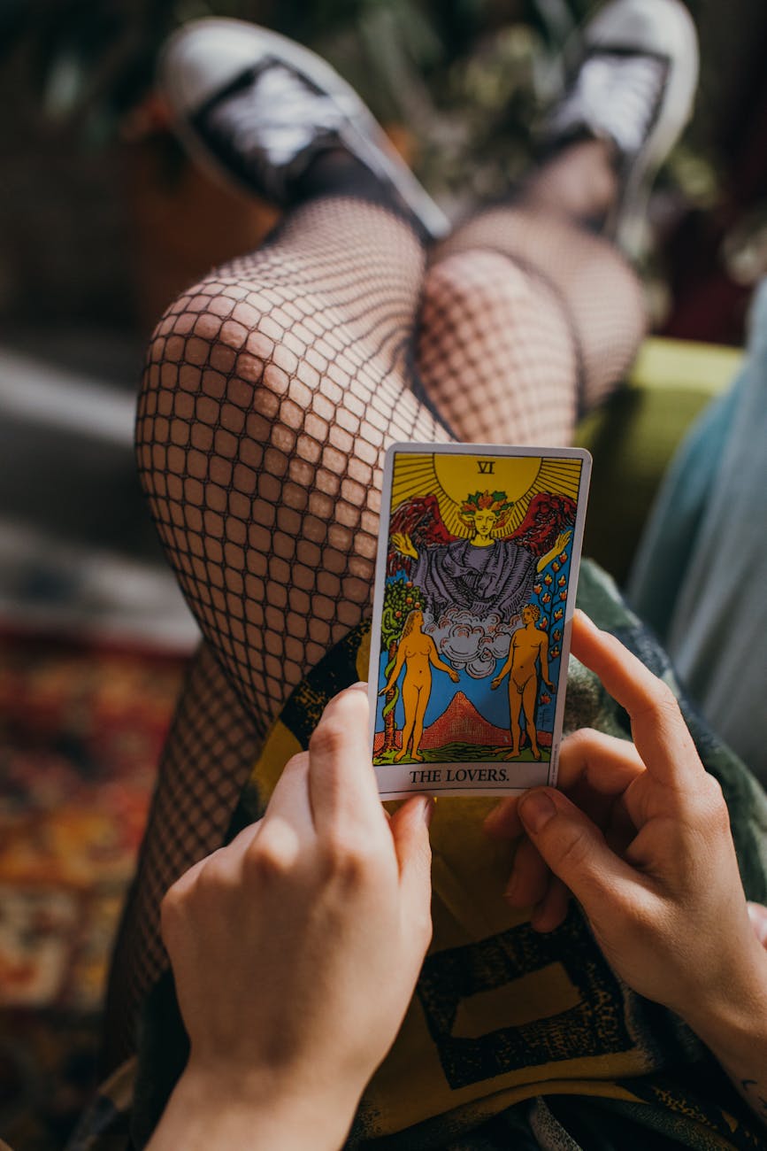 Why I’m Not Giving Away Tarot Readings in 2026